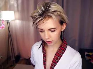 Offline odelyna_curless on Flirt4Free