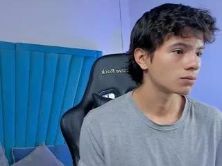 Offline oliver_renard on Flirt4Free