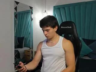 Offline oliver_renard on Flirt4Free