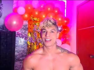 Offline owen_wolfe on Flirt4Free