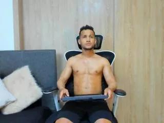 Freechat paul_polo on Flirt4Free