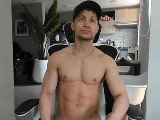 Freechat paul_polo on Flirt4Free