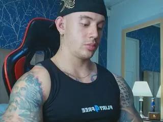Offline paul_thompson on Flirt4Free