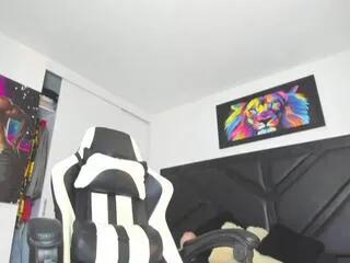 Freechat peter_coleman on Flirt4Free