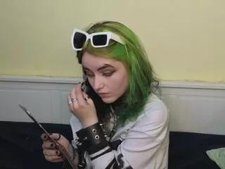 Offline quenna_fort on Flirt4Free