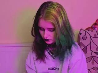 Offline quenna_fort on Flirt4Free