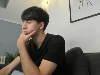 Offline quentin_blake on Flirt4Free