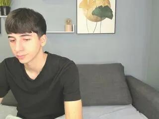 Offline quentin_blake on Flirt4Free