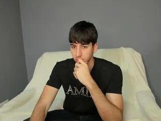 Offline quentin_blake on Flirt4Free