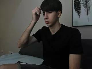 Offline quentin_blake on Flirt4Free