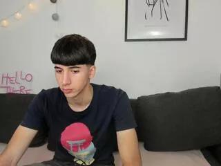 Offline quentin_blake on Flirt4Free