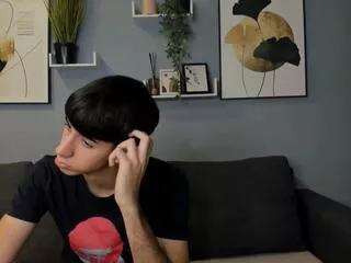 Offline quentin_blake on Flirt4Free