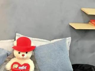 Freechat rapunzel_deluna on Flirt4Free