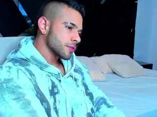 Offline ray_torres on Flirt4Free