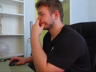 Away richard_dullas on Flirt4Free