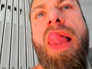 Offline romario_h on Flirt4Free