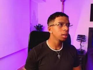 Offline romeo_kiing on Flirt4Free