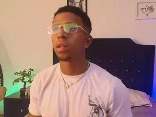 Offline romeo_kiing on Flirt4Free