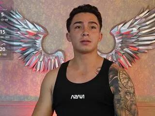 Offline ryan_hunt on Flirt4Free