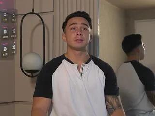 Offline ryan_hunt on Flirt4Free