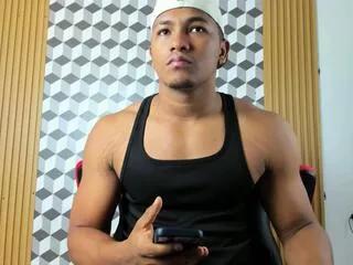 Offline ryu_stone on Flirt4Free