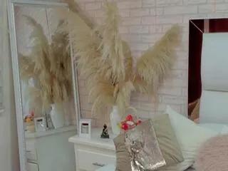 Offline sara_linares on Flirt4Free