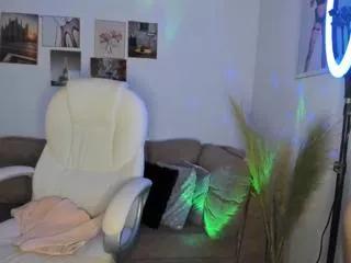 Offline sarah_henson on Flirt4Free