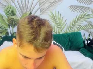 Offline simeon_krayev on Flirt4Free