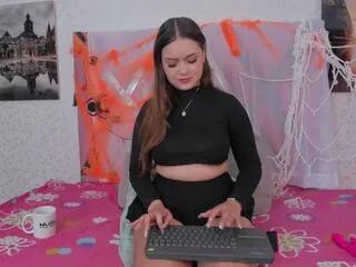 Offline sky_saenzz on Flirt4Free