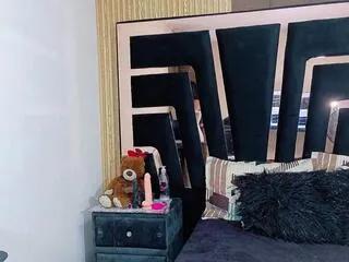 Freechat sol_evanss on Flirt4Free