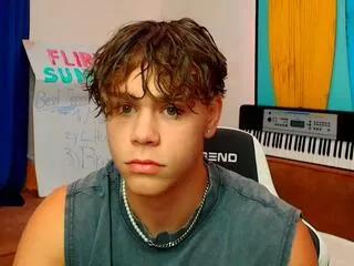 Offline spencer_roth on Flirt4Free