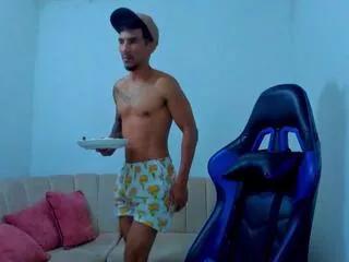 Offline stivens_aron on Flirt4Free