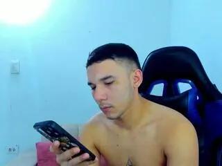 Offline stivens_aron on Flirt4Free