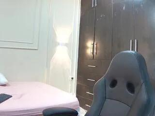 Offline sweet_ayshel on Flirt4Free