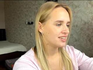 Freechat tangela_shock on Flirt4Free