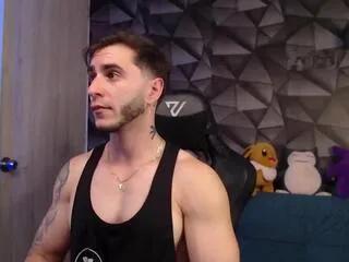 Offline tayler_duster on Flirt4Free