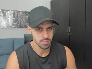 Offline thiago_driussi on Flirt4Free