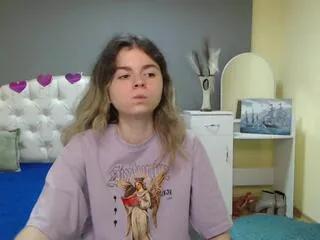 Offline tina_ryder on Flirt4Free