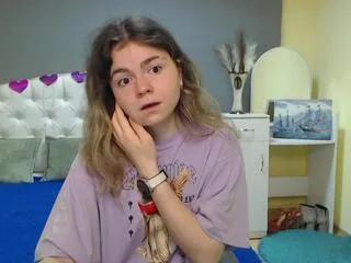 Offline tina_ryder on Flirt4Free