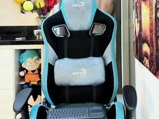 Offline titan_jones on Flirt4Free