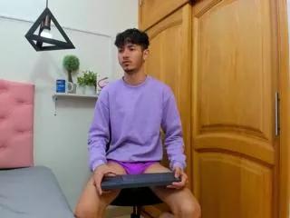 Freechat tom_diamond on Flirt4Free