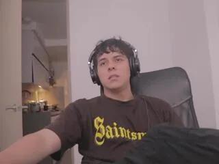 Offline tony_hoffa on Flirt4Free