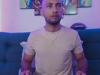 Offline tyler_brownn on Flirt4Free