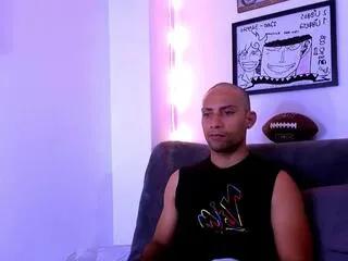 Offline tyler_brownn on Flirt4Free