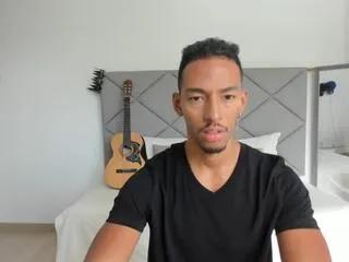 Freechat tylor_jess on Flirt4Free