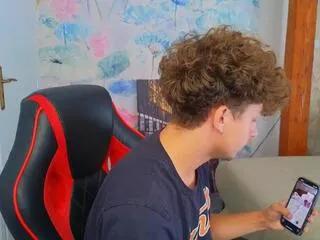 Offline valentin_martel on Flirt4Free