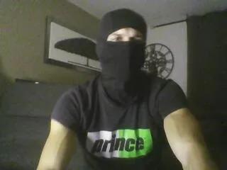 Offline victor_de_la_croix on Flirt4Free