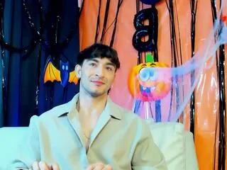 Offline will_ferrari on Flirt4Free