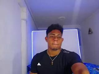 Offline xavier_bryant on Flirt4Free