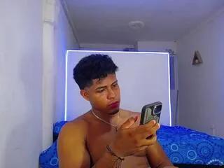 Offline xavier_bryant on Flirt4Free